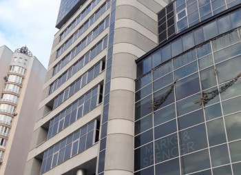 Продажа офисных помещений в Киеве возле ст.м. Левобережная